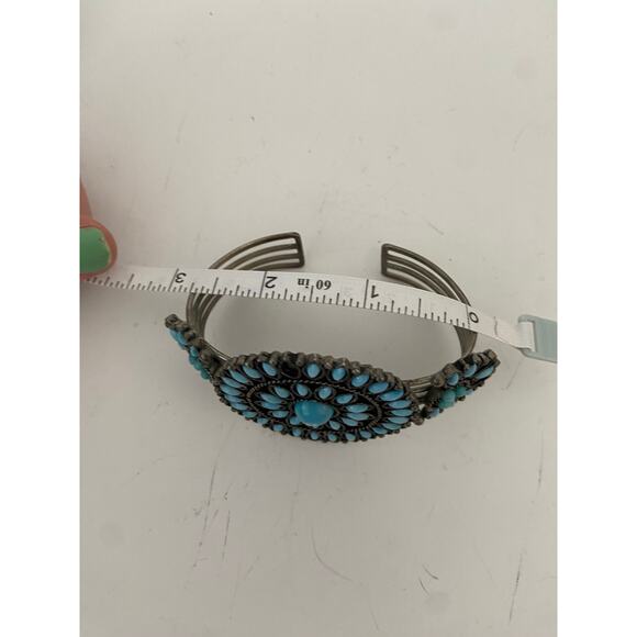Vintage pewter cuff bracelet - Picture 5 of 5